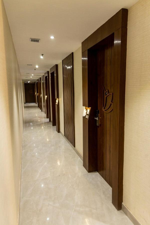 Hotel Golden Lotus Amritsar Extérieur photo
