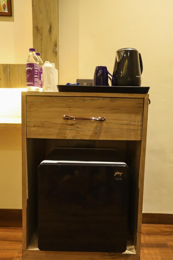 Hotel Golden Lotus Amritsar Extérieur photo