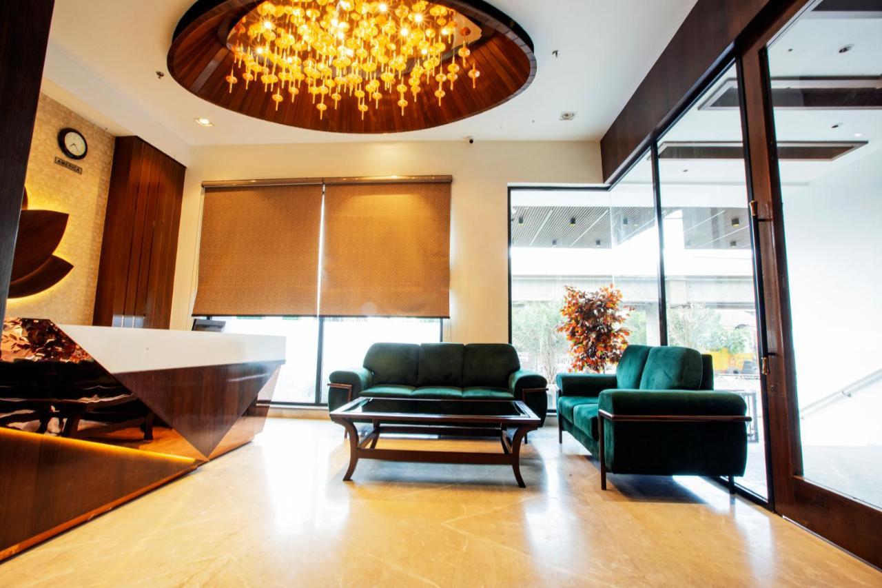 Hotel Golden Lotus Amritsar Extérieur photo